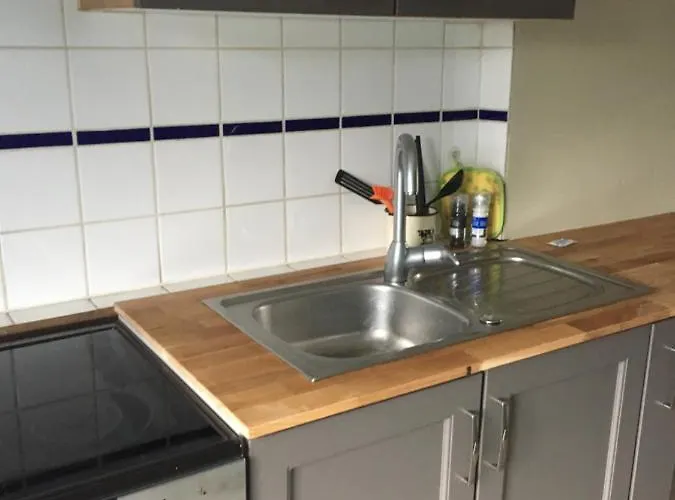 Jules En 1 アパート バストーニュ