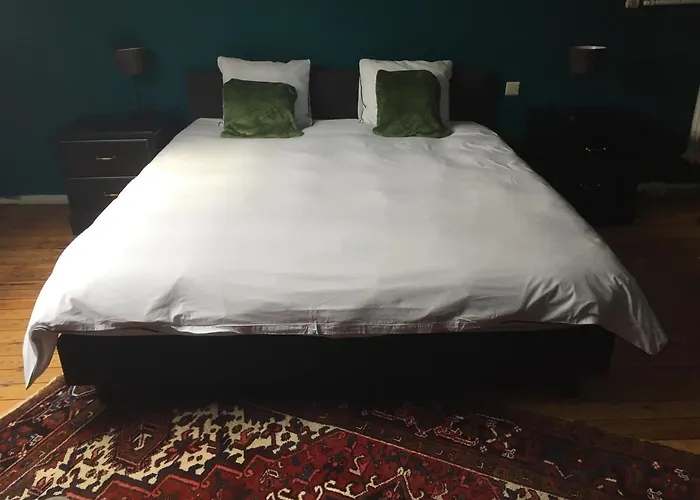 Jules En 1 バストーニュ